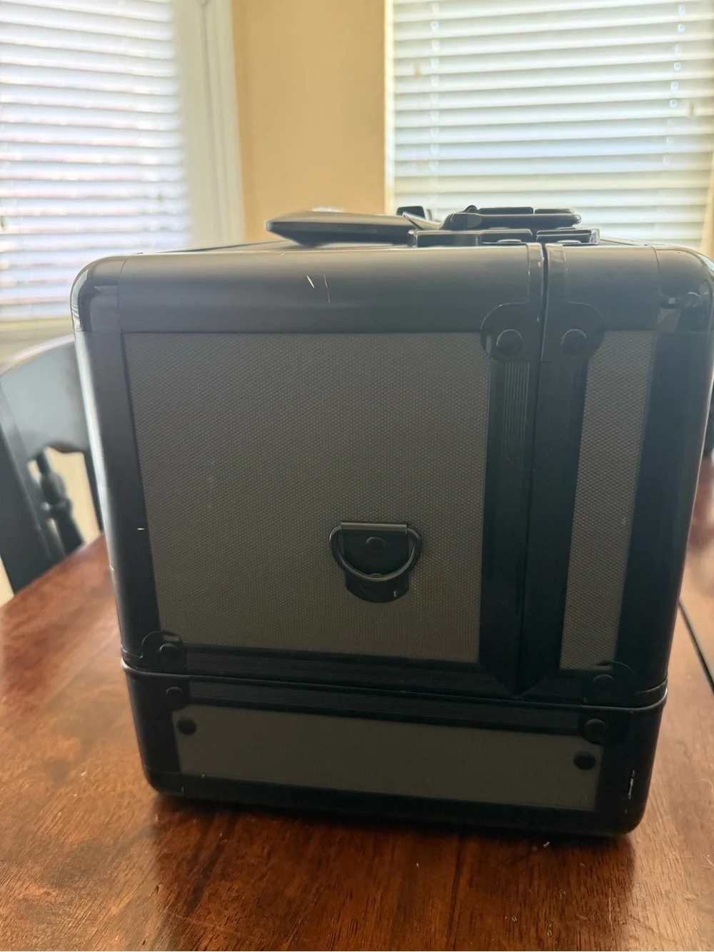 MAC Cosmetics Black Hard-Shell Makeup Case with Handle